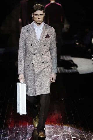 Look 28